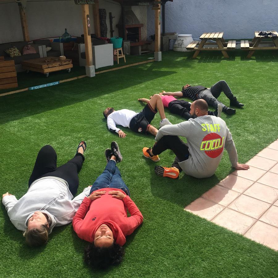 Cocos Surfhouse Pansiyon La Arena Dış mekan fotoğraf